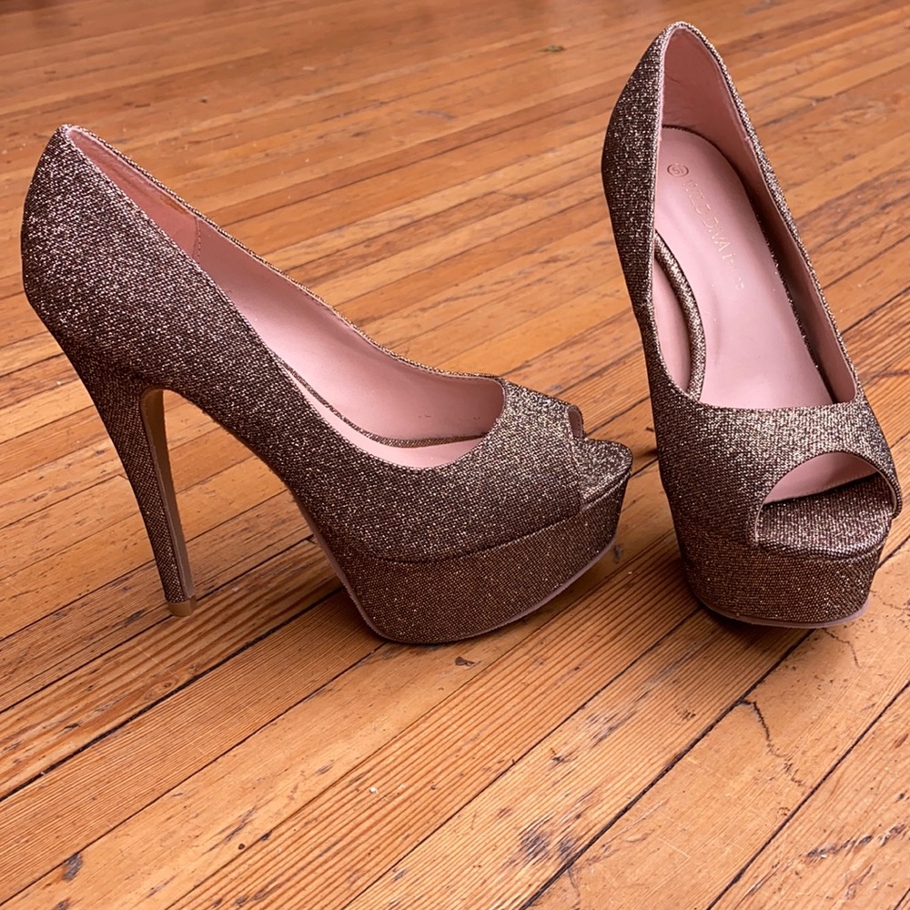 Wild Diva glitter champagne platform Stiletto heel